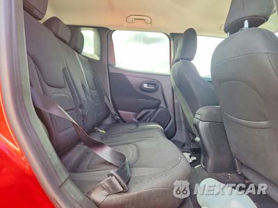 Zdjęcie 10 z 12 samochodu: 2019 JEEP RENEGADE LATITUDE VIN:ZACNJBBB6KPK23912 - miniatura