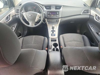 Zdjęcie 8 z 12 samochodu: 2015 NISSAN SENTRA S VIN:3N1AB7AP1FY373908 - miniatura