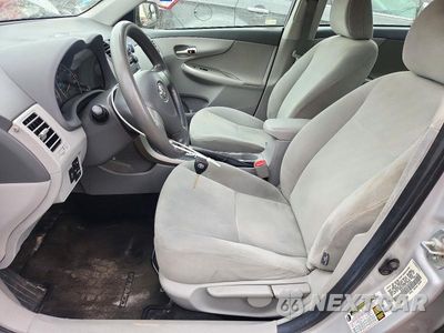Zdjęcie 7 z 12 samochodu: 2010 TOYOTA COROLLA LE VIN:1NXBU4EE7AZ225403 - miniatura