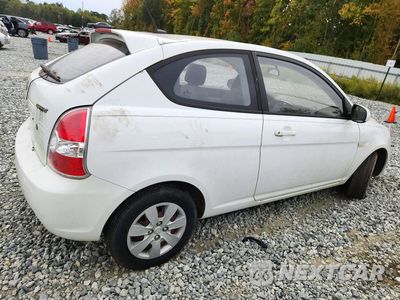 Trzecie zdjęcie samochodu z tyłu: 2011 HYUNDAI ACCENT GS VIN:KMHCM3AC2BU198390 - miniatura