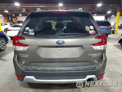 Zdjęcie 6 z 12 samochodu: 2021 SUBARU FORESTER TOURING VIN:JF2SKAXC2MH404144 - miniatura