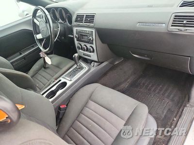 Zdjęcie 8 z 12 samochodu: 2009 DODGE CHALLENGER SE VIN:2B3LJ44V69H538221 - miniatura