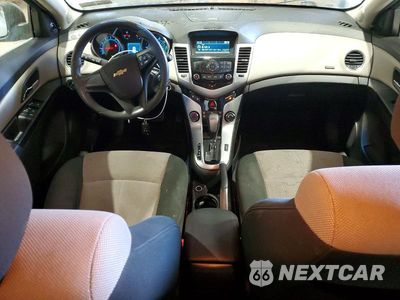 Zdjęcie 8 z 12 samochodu: 2011 CHEVROLET CRUZE LS VIN:1G1PC5SH4B7285228 - miniatura