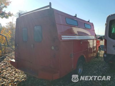 Trzecie zdjęcie samochodu z tyłu: 2004 GMC SAVANA CUTAWAY G3500 VIN:1GDJG31U541193986 - miniatura