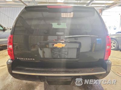 Zdjęcie 6 z 14 samochodu: 2013 CHEVROLET SUBURBAN K1500 LTZ VIN:1GNSKKE76DR294582 - miniatura