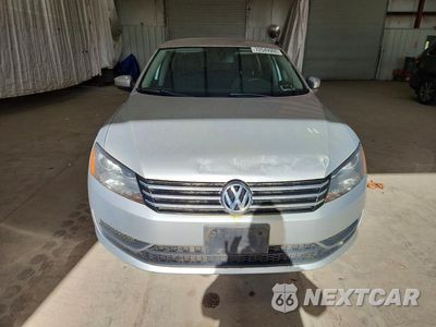 Piąte zdjęcie samochodu w środku: 2014 VOLKSWAGEN PASSAT VIN:1VWAP7A36EC006311 - miniatura