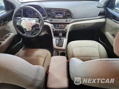 Zdjęcie 8 z 12 samochodu: 2017 HYUNDAI ELANTRA SE VIN:KMHD74LF7HU123413 - miniatura
