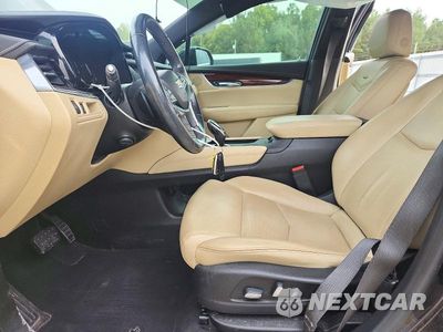 Zdjęcie 7 z 14 samochodu: 2019 CADILLAC XT5 LUXURY VIN:1GYKNCRS5KZ191892 - miniatura