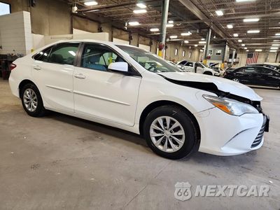 Czwarte zdjęcie samochodu z boku: 2016 TOYOTA CAMRY LE VIN:4T1BF1FK0GU256367 - miniatura