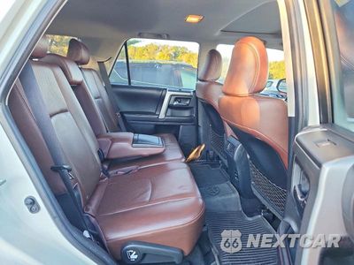 Zdjęcie 10 z 13 samochodu: 2016 TOYOTA 4RUNNER LIMITED VIN:JTEBU5JR6G5378419 - miniatura