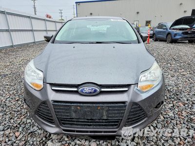 Piąte zdjęcie samochodu w środku: 2014 FORD FOCUS SE VIN:1FADP3K21EL271044 - miniatura