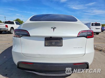 Zdjęcie 6 z 13 samochodu: 2025 TESLA MODEL Y VIN:7SAYGDEE4SF290969 - miniatura