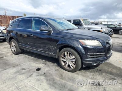 Czwarte zdjęcie samochodu z boku: 2013 AUDI Q7 PREMIUM PLUS VIN:WA1LGAFE5DD000277 - miniatura