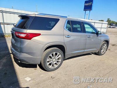 Trzecie zdjęcie samochodu z tyłu: 2018 CHEVROLET TRAVERSE PREMIER VIN:1GNEVJKW3JJ167681 - miniatura