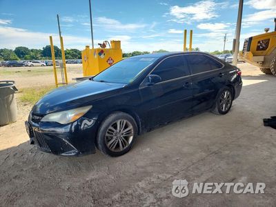 2015 TOYOTA CAMRY SE 4T1BF1FK7FU009149 - główne zdjęcie licytacji z USA - miniatura