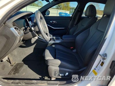 Zdjęcie 7 z 12 samochodu: 2020 BMW 330I VIN:3MW5R1J05L8B13904 - miniatura