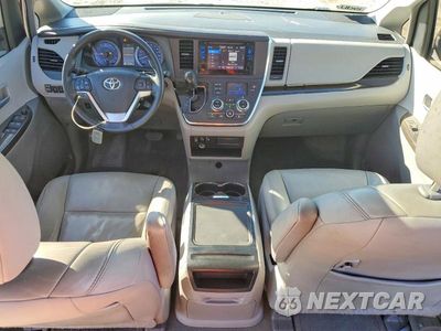 Zdjęcie 8 z 14 samochodu: 2015 TOYOTA SIENNA XLE 7-PASSENGER VIN:5TDDK3DC4FS095315 - miniatura