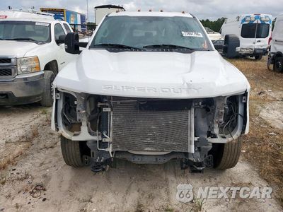 Piąte zdjęcie samochodu w środku: 2017 FORD F350 SUPER VIN:1FD8W3G69HEC80864 - miniatura