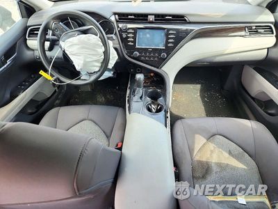 Zdjęcie 8 z 12 samochodu: 2020 TOYOTA CAMRY LE VIN:4T1C11AK6LU871865 - miniatura