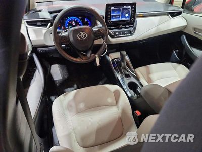 Zdjęcie 8 z 12 samochodu: 2021 TOYOTA COROLLA LE VIN:JTDEAMDE2MJ023568 - miniatura