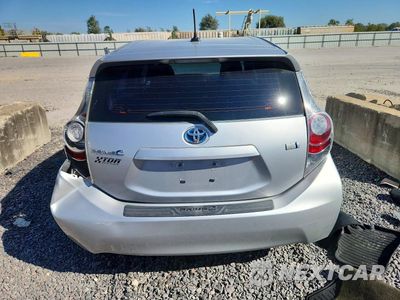 Zdjęcie 6 z 12 samochodu: 2013 TOYOTA PRIUS C THREE VIN:JTDKDTB35D1057588 - miniatura