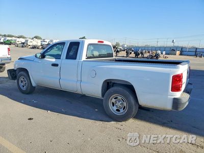 Drugie zdjęcie samochodu z przodu: 2008 DODGE DAKOTA ST VIN:1D7HE22K88S598276 - miniatura