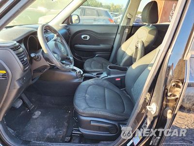 Zdjęcie 7 z 12 samochodu: 2016 KIA SOUL + VIN:KNDJP3A54G7329359 - miniatura