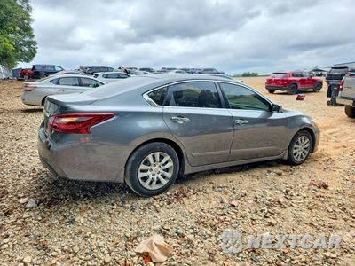 Trzecie zdjęcie samochodu z tyłu: 2018 NISSAN ALTIMA 2.5 S VIN:1N4AL3AP7JC226843 - miniatura