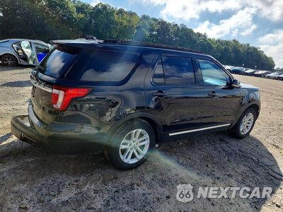 Trzecie zdjęcie samochodu z tyłu: 2017 FORD EXPLORER XLT VIN:1FM5K7D86HGC55694 - miniatura