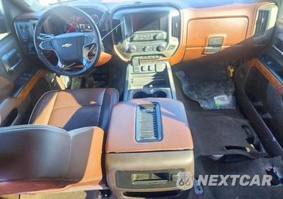 Zdjęcie 8 z 13 samochodu: 2018 CHEVROLET SILVERADO K2500 HIGH COUNTRY VIN:1GC1KXEYXJF121509 - miniatura