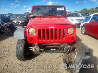 Piąte zdjęcie samochodu w środku: 2016 JEEP WRANGLER UNLIMITED SPORT VIN:1C4BJWDG4GL154302 - miniatura
