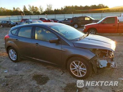 Czwarte zdjęcie samochodu z boku: 2018 FORD FOCUS SE VIN:1FADP3K27JL329894 - miniatura