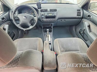 Zdjęcie 8 z 12 samochodu: 2005 HONDA CIVIC DX VP VIN:2HGES16375H561906 - miniatura