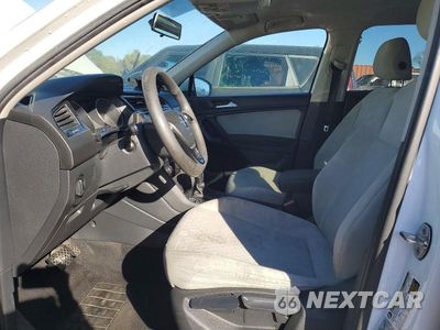 Zdjęcie 7 z 13 samochodu: 2019 VOLKSWAGEN TIGUAN S VIN:3VV1B7AX1KM039393 - miniatura