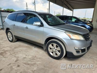 Czwarte zdjęcie samochodu z boku: 2014 CHEVROLET TRAVERSE LT VIN:1GNKVGKD2EJ119485 - miniatura