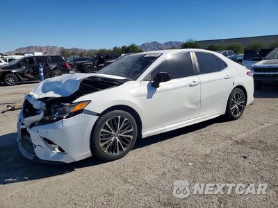2018 TOYOTA CAMRY SE 4T1B11HK3JU636208 - główne zdjęcie licytacji z USA - miniatura