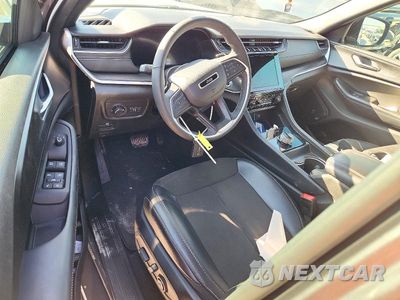 Zdjęcie 8 z 14 samochodu: 2024 JEEP GRAND CHEROKEE L LAREDO VIN:1C4RJKAG6R8523355 - miniatura