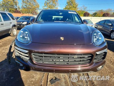 Piąte zdjęcie samochodu w środku: 2015 PORSCHE CAYENNE S VIN:WP1AB2A26FLA60042 - miniatura