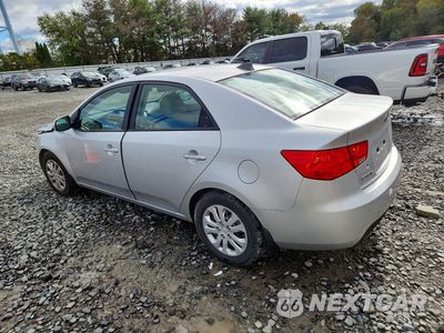 Drugie zdjęcie samochodu z przodu: 2012 KIA FORTE EX VIN:KNAFU4A25C5571817 - miniatura