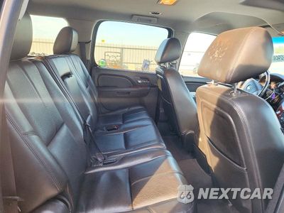Zdjęcie 11 z 13 samochodu: 2012 CHEVROLET SUBURBAN K1500 LT VIN:1GNSKJE74CR269737 - miniatura