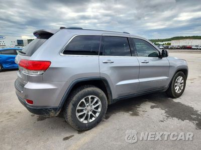 Trzecie zdjęcie samochodu z tyłu: 2016 JEEP GRAND CHEROKEE LAREDO VIN:1C4RJFAG0GC364849 - miniatura