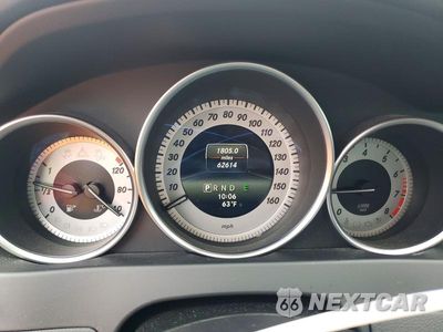 Zdjęcie 9 z 12 samochodu: 2014 MERCEDES-BENZ C 250 VIN:WDDGF4HB0EA963028 - miniatura