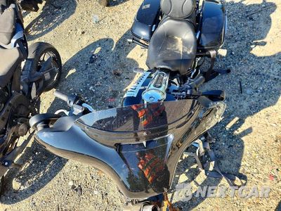 Piąte zdjęcie samochodu w środku: 2020 HARLEY-DAVIDSON FLHX VIN:1HD1KBC18LB664097 - miniatura