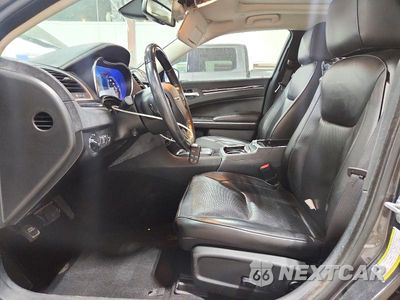 Zdjęcie 7 z 13 samochodu: 2019 CHRYSLER 300 LIMITED VIN:2C3CCAKG0KH578056 - miniatura
