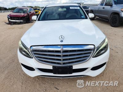 Piąte zdjęcie samochodu w środku: 2015 MERCEDES-BENZ C 300 4MATIC VIN:55SWF4KB2FU011685 - miniatura