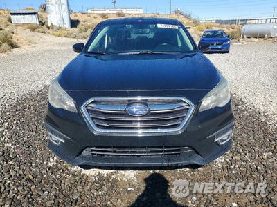 Piąte zdjęcie samochodu w środku: 2018 SUBARU LEGACY 2.5I PREMIUM VIN:4S3BNAF61J3038462 - miniatura