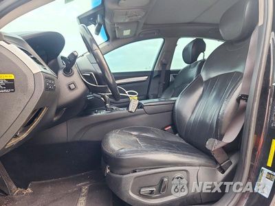Zdjęcie 7 z 12 samochodu: 2016 HYUNDAI GENESIS 3.8L VIN:KMHGN4JE7GU126825 - miniatura