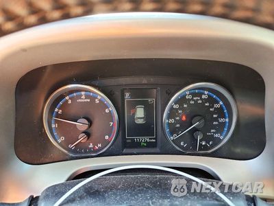 Zdjęcie 9 z 14 samochodu: 2017 TOYOTA RAV4 LIMITED VIN:2T3DFREV9HW618479 - miniatura