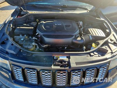 Zdjęcie 12 z 13 samochodu: 2018 JEEP GRAND CHEROKEE LAREDO VIN:1C4RJFAG9JC396822 - miniatura