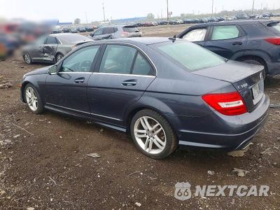 Drugie zdjęcie samochodu z przodu: 2013 MERCEDES-BENZ C 300 4MATIC VIN:WDDGF8AB8DR267146 - miniatura